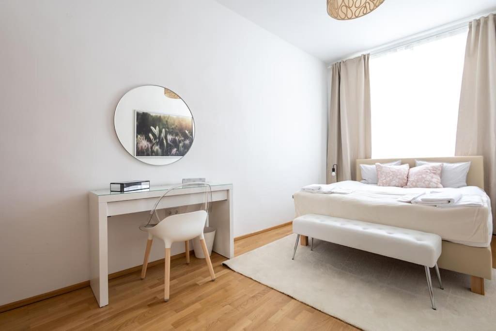 Orestaliving - 2Br On The Danube Canal Vídeň Exteriér fotografie